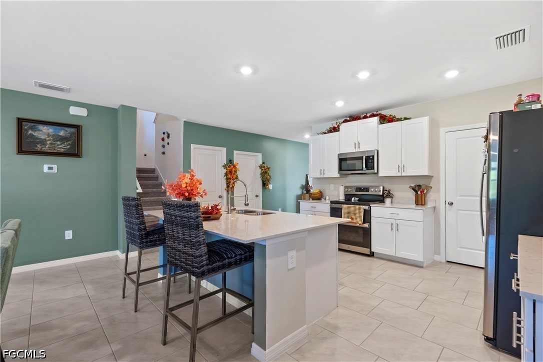 5 Bed SingleFamilyResidence for Sale in Savanna Lakes, FL — photo 10