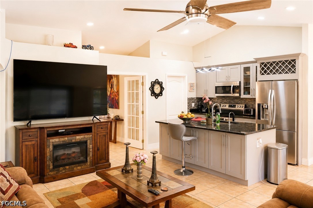 3 Bed SingleFamilyResidence for Sale in Cape Coral, FL — photo 10