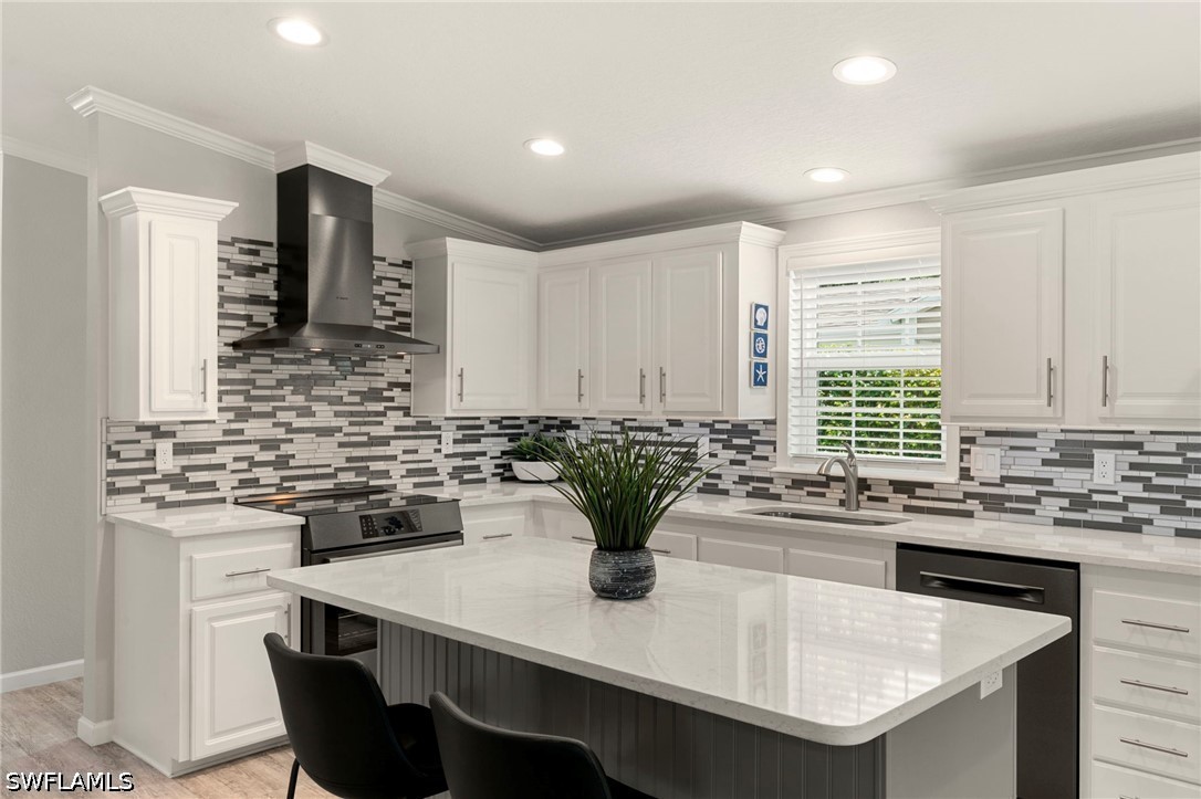 2 Bed ManufacturedHome for Sale in Naples, FL, $379,900 — photo 10