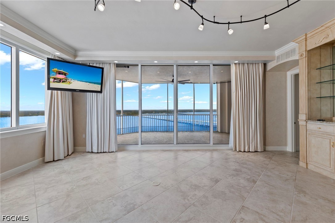 2 Bed Waterfront Home for Sale in Fort Myers, FL, $695,000 — photo 10