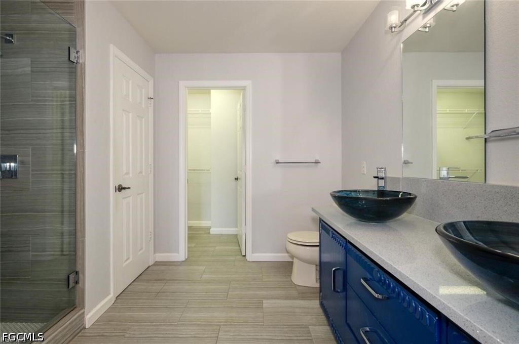 3 Bed Waterfront Home for Sale in Bayshore Commons, FL — photo 10