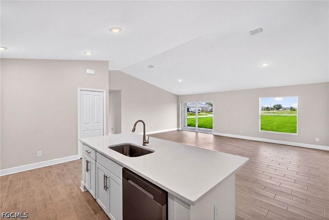 4 Bed SingleFamilyResidence for Sale in Cape Coral, FL — photo 10