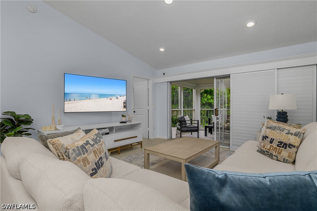 2 Bed Condominium for Sale in Naples, FL, $359,000 — photo 10