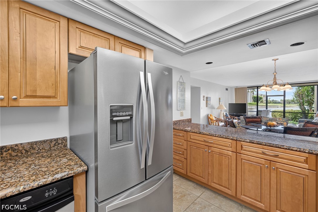 2 Bed Waterfront Home for Sale in Fort Myers, photo 10