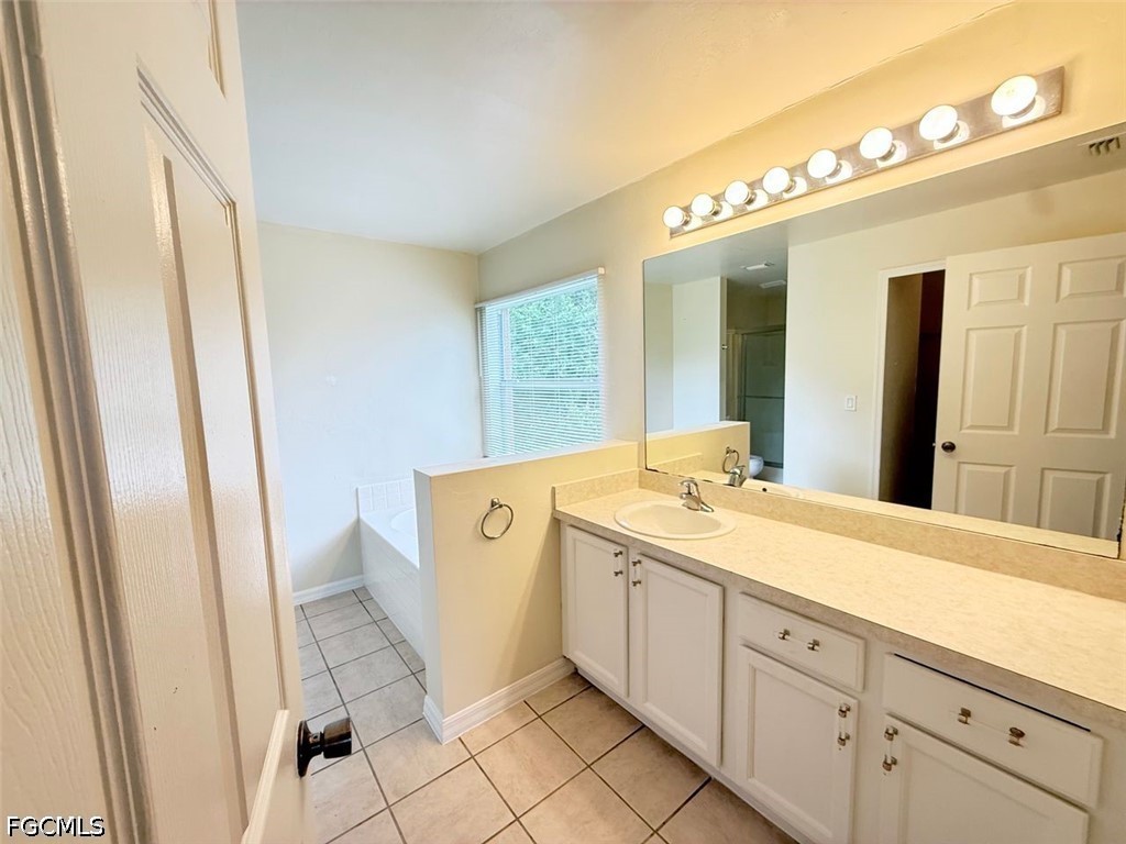 3 Bed SingleFamilyResidence for Sale in Lehigh Acres, FL — photo 10