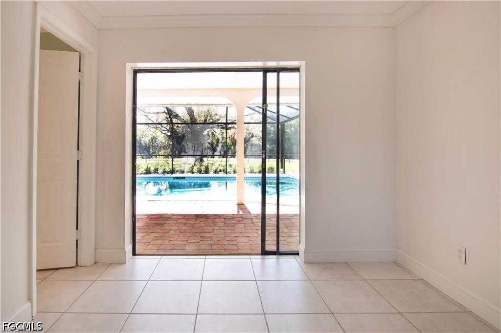 3 Bed Pool Home for Sale in The Forest, FL, $2,800 — photo 10