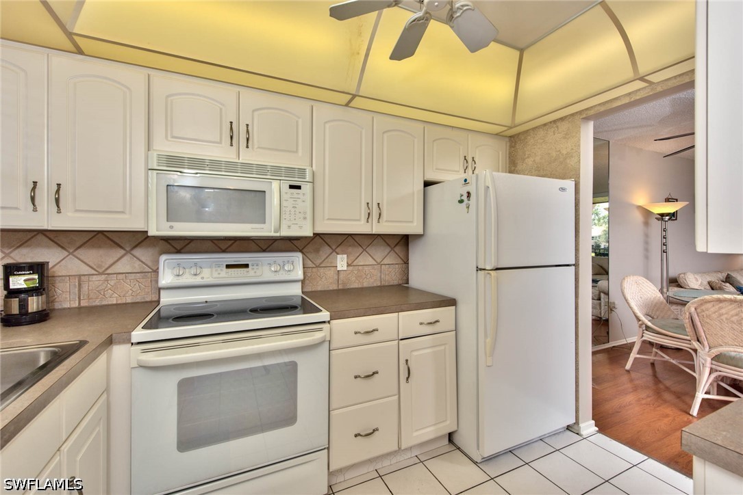2 Bed Condominium for Sale in Naples, FL, $3,000 — photo 10