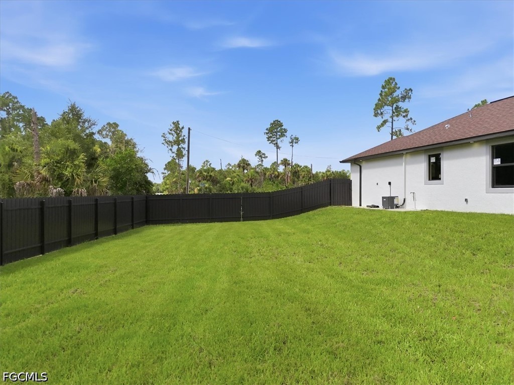 3 Bed SingleFamilyResidence for Sale in Not Applicable, FL — photo 10