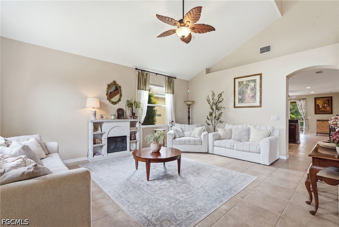 3 Bed Waterfront Home for Sale in Bella Vida, FL, $365,000 — photo 10
