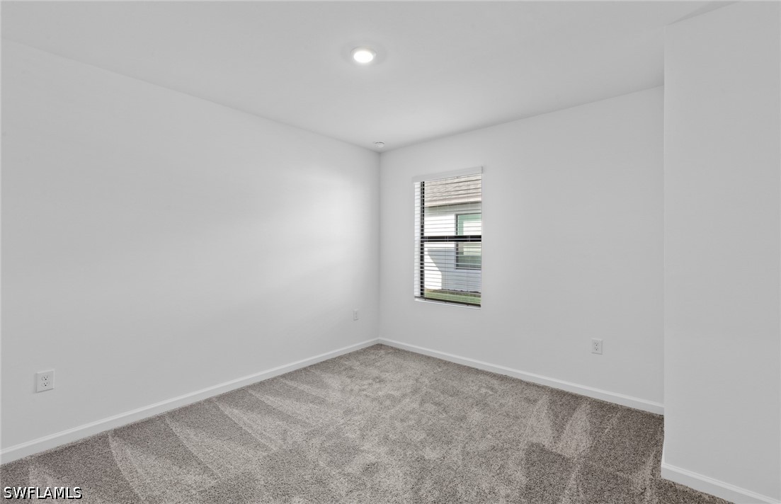 4 Bed SingleFamilyResidence for Sale in Caloosa Cove, FL — photo 10