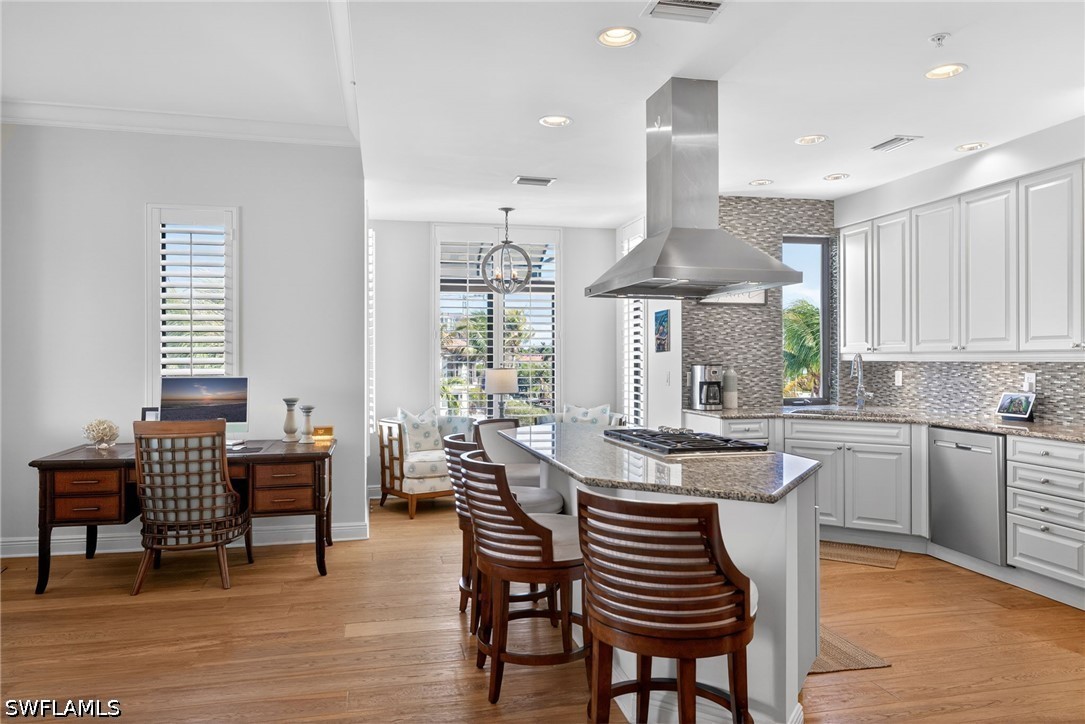 3 Bed Waterfront Home for Sale in Naples, FL, $22,000 — photo 10