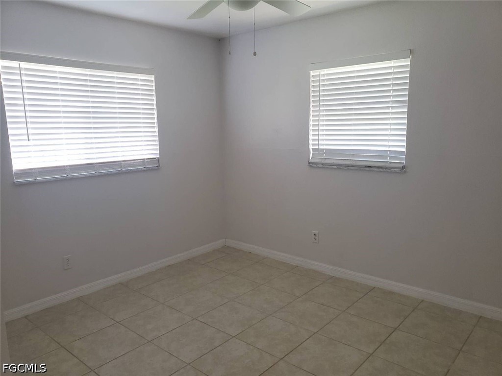 2 Bed SingleFamilyResidence for Sale in Cape Coral, FL — photo 10