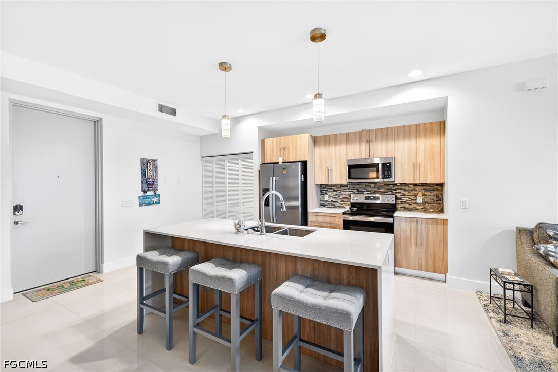 2 Bed Condominium for Sale in Royal Pointe, photo 10
