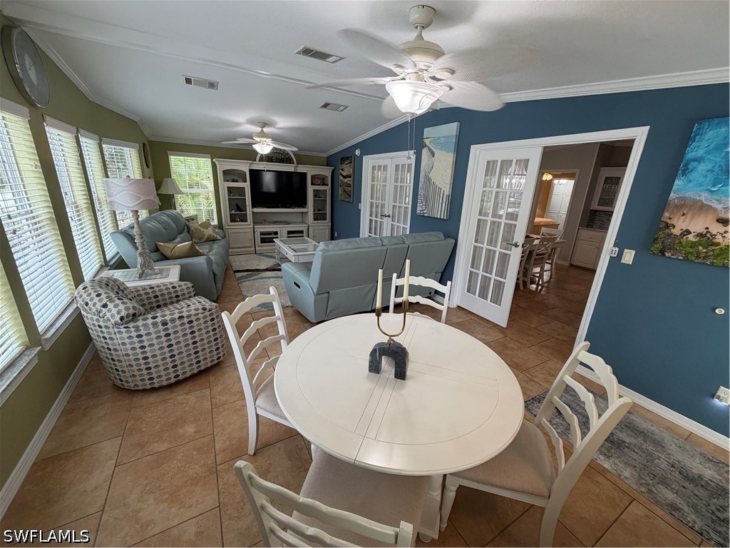 2 Bed SingleFamilyResidence for Sale in Fort Myers, photo 10