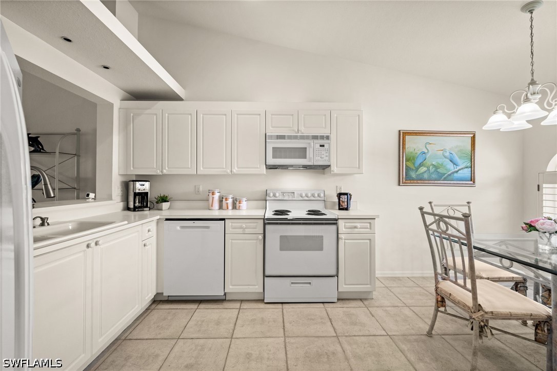 2 Bed Waterfront Home for Sale in Naples, photo 10