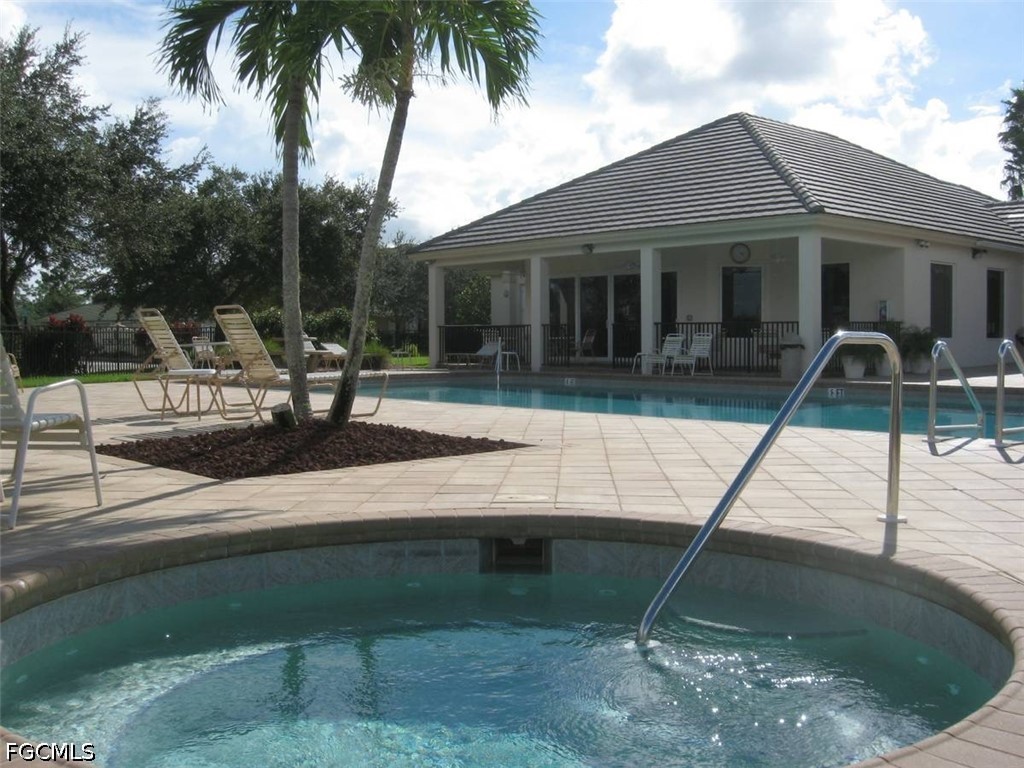 2 Bed Condominium for Sale in Westminster, photo 10
