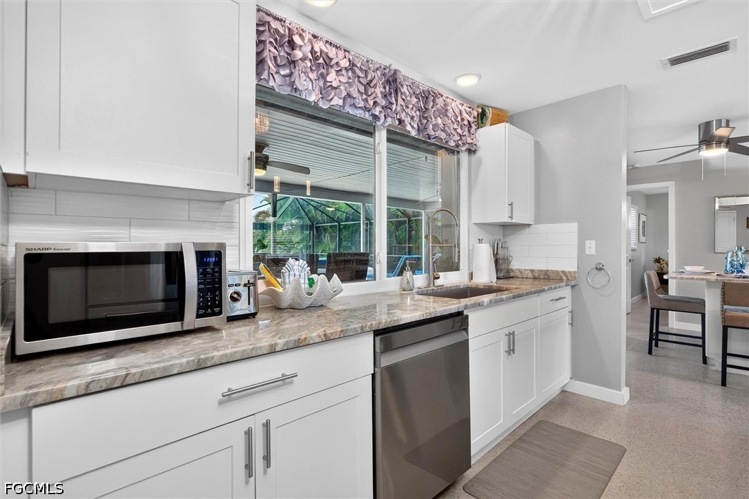 3 Bed Pool Home for Sale in Cape Coral, photo 10