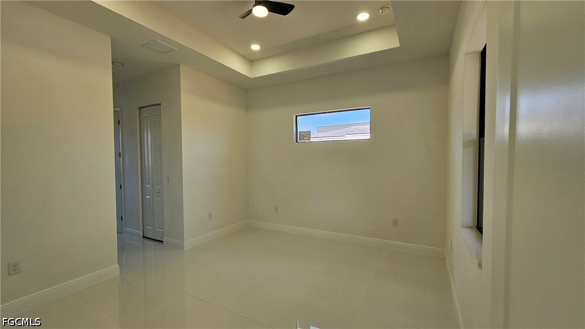 4 Bed SingleFamilyResidence for Sale in Lehigh Acres, photo 10
