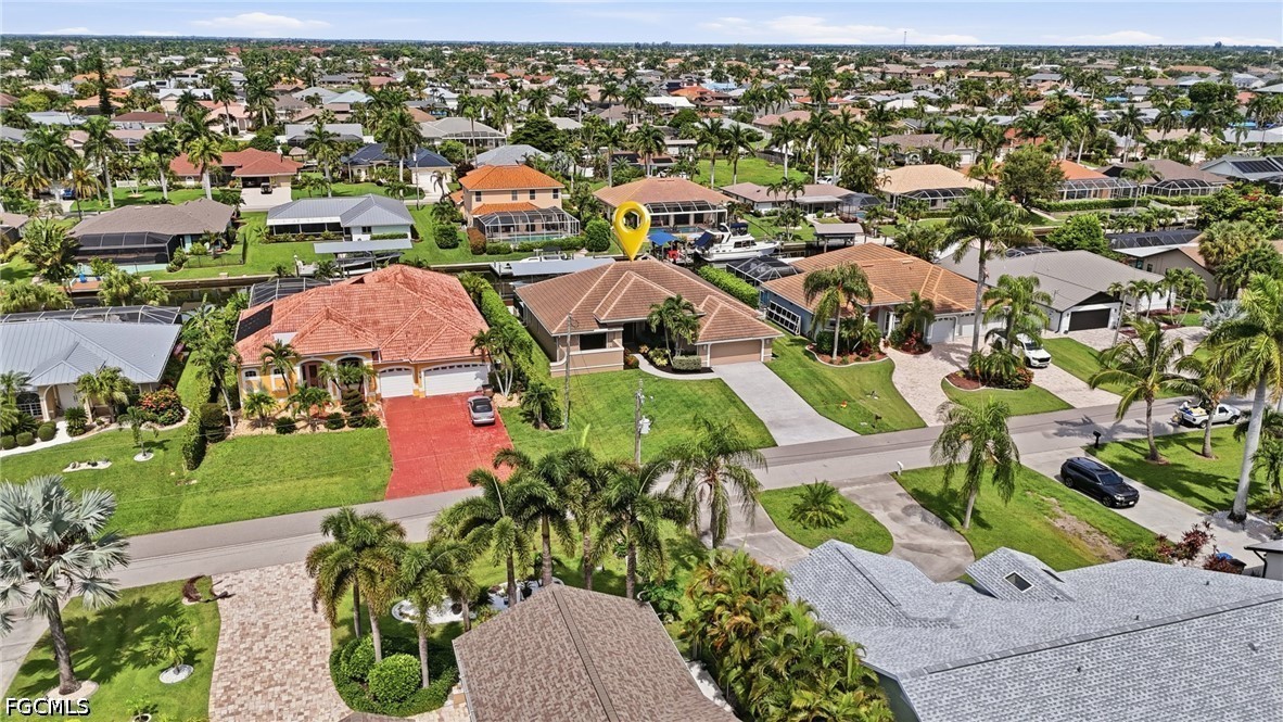 3 Bed Pool Home for Sale in Cape Coral, photo 10