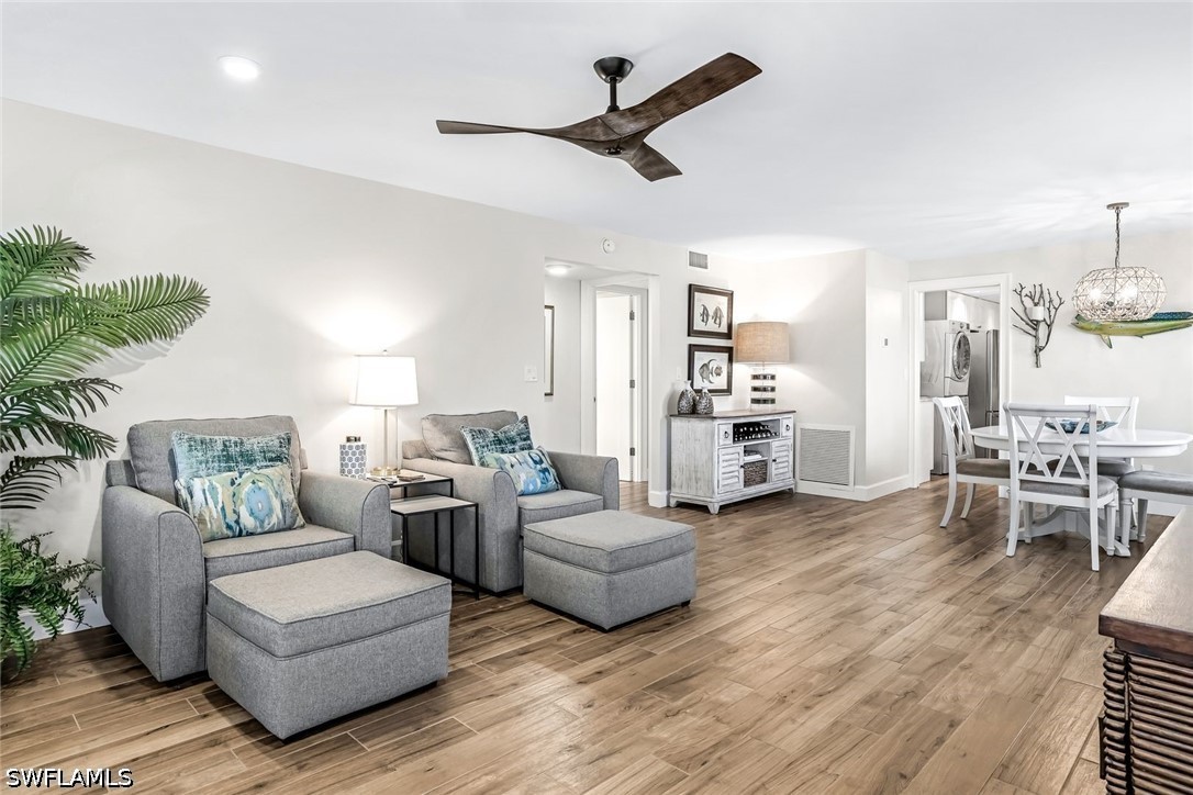 2 Bed Waterfront Home for Sale in Marina Manor, photo 10