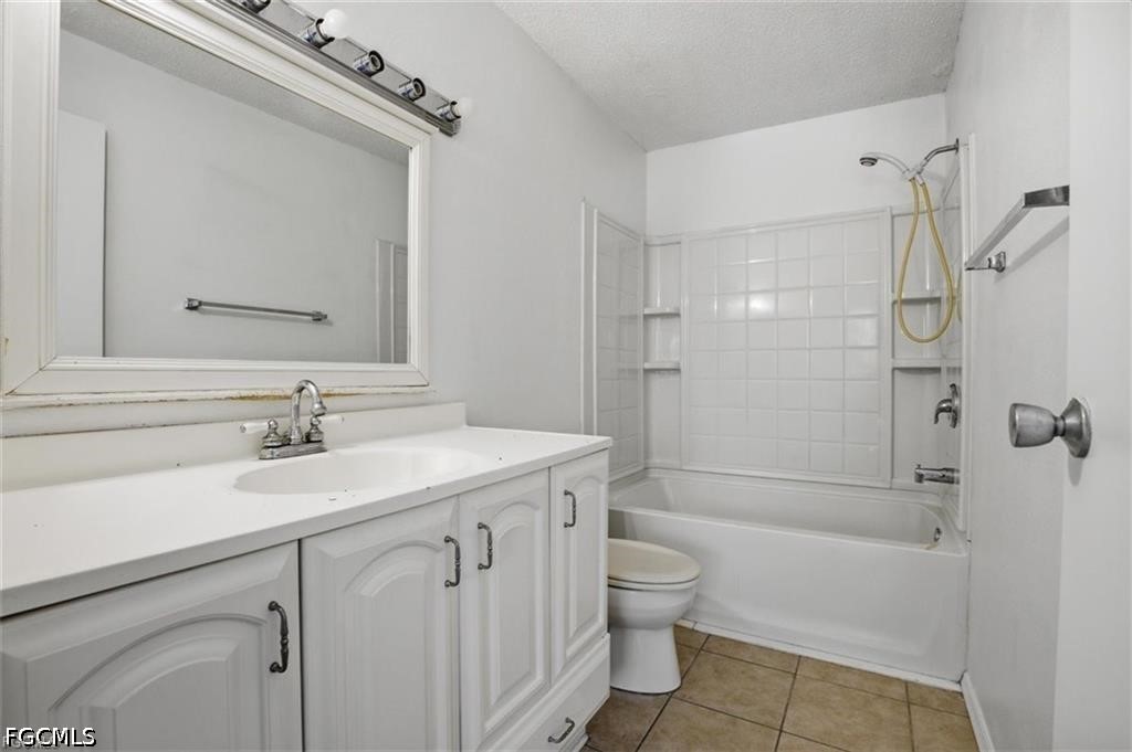 1 Bed Condominium for Sale in Windsor West, photo 10