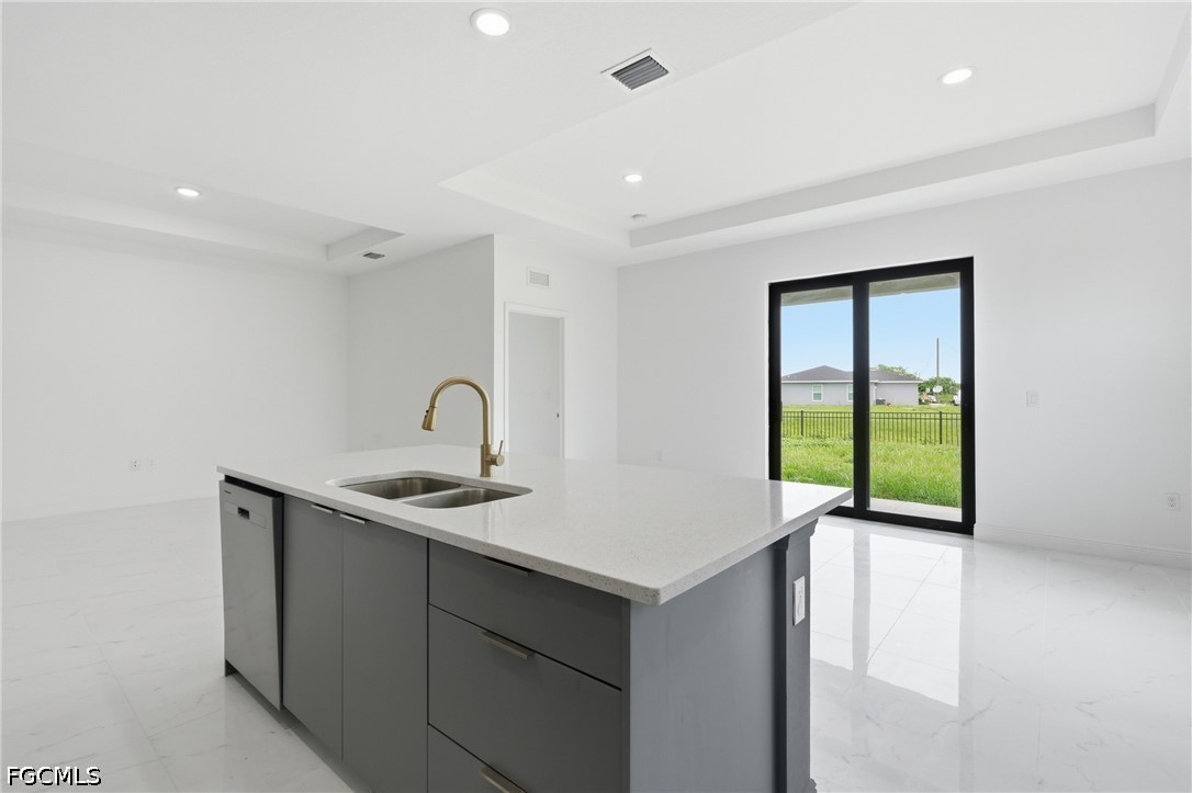 4 Bed SingleFamilyResidence for Sale in Port Labelle, photo 10