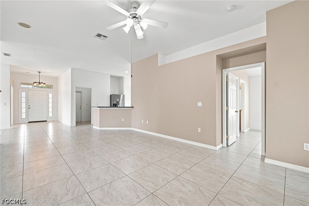 4 Bed SingleFamilyResidence for Sale in Town Lakes, photo 10