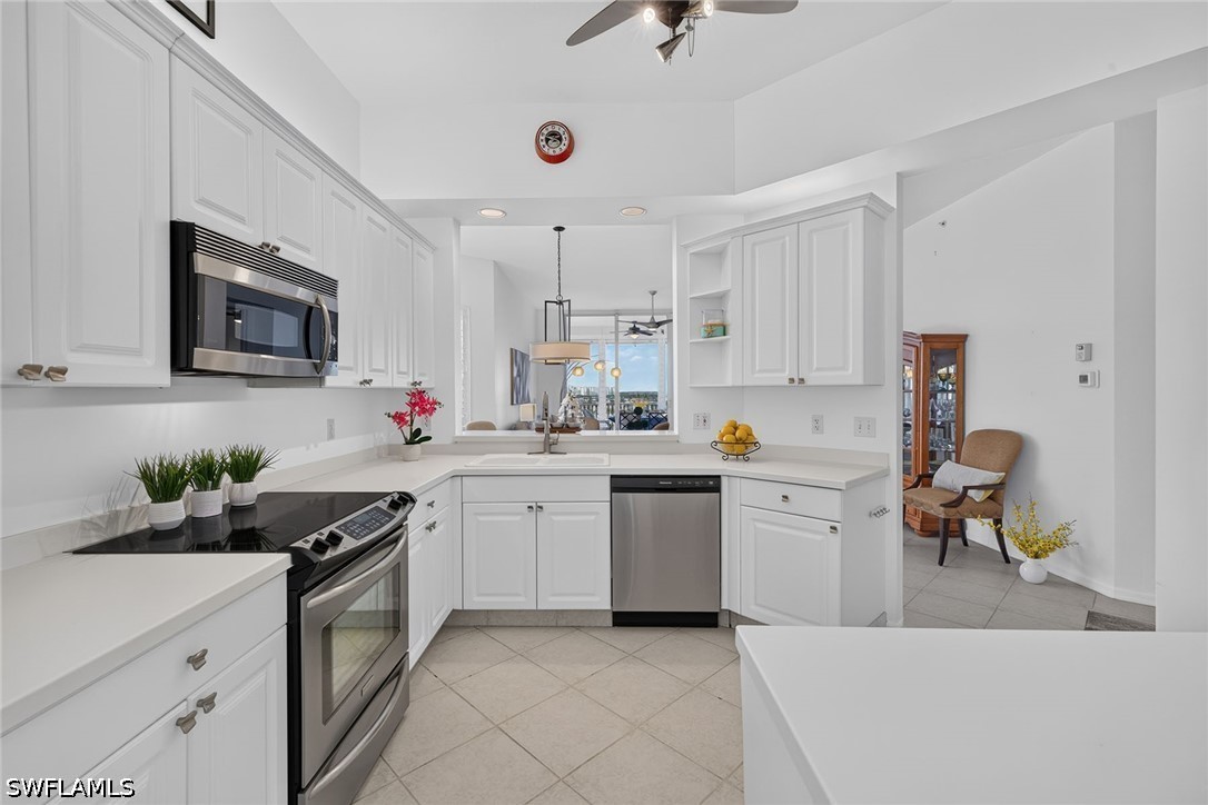 3 Bed Waterfront Home for Sale in Regatta, photo 10