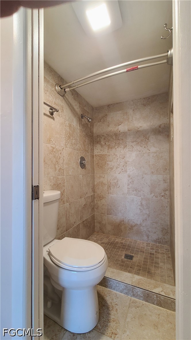 2 Bed Condominium for Sale in Cape Coral, photo 10