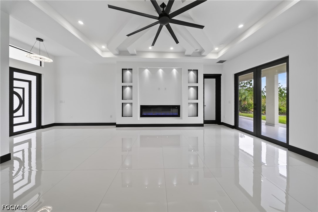 4 Bed SingleFamilyResidence for Sale in Lehigh Acres, photo 10