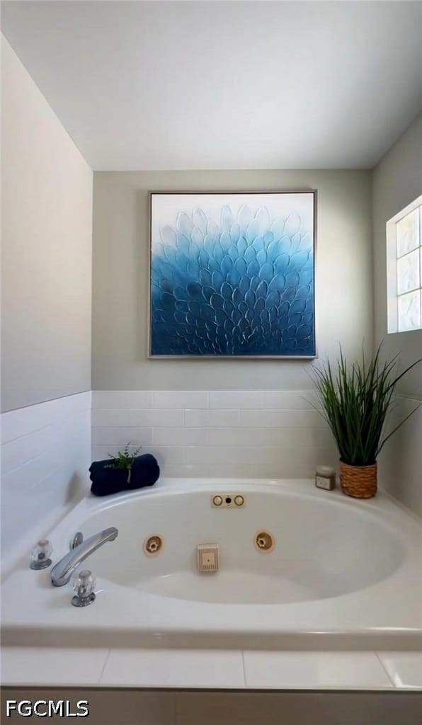 3 Bed Pool Home for Sale in Clearwater, photo 10