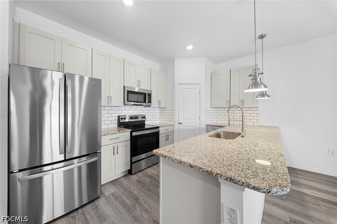 3 Bed Duplex for Sale in Lehigh Estates, photo 10