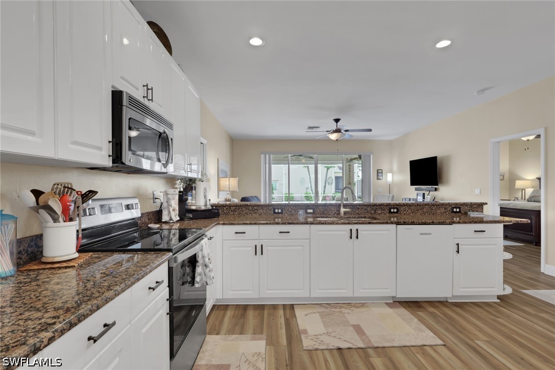 4 Bed Pool Home for Sale in Silverlakes, photo 10