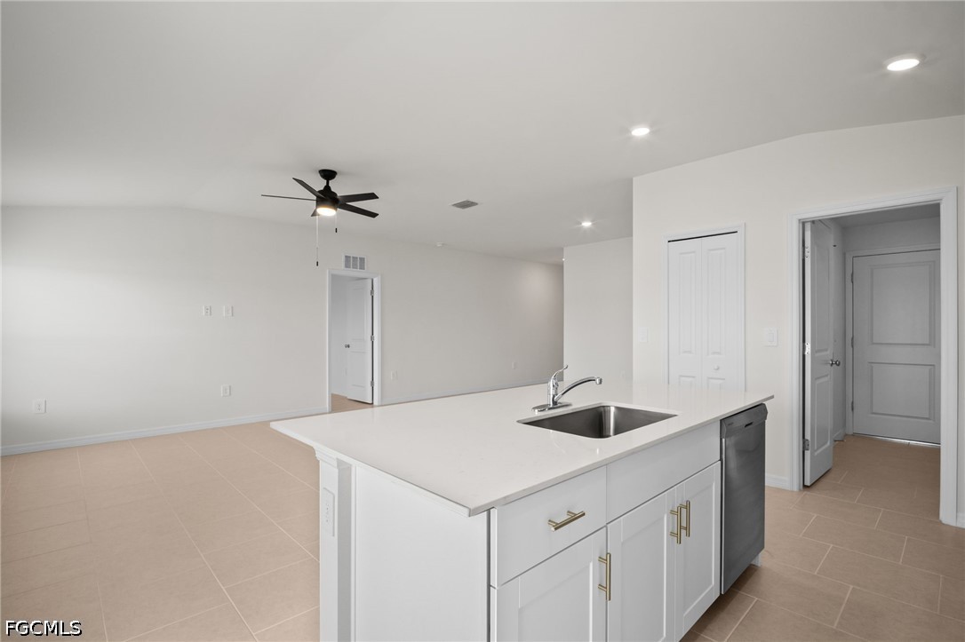 3 Bed SingleFamilyResidence for Sale in Crane Landing, photo 10