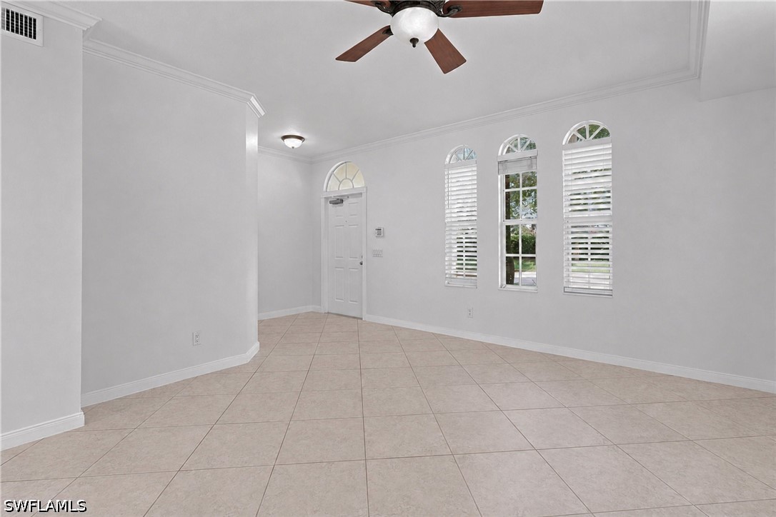 3 Bed Pool Home for Sale in Island Walk, photo 10