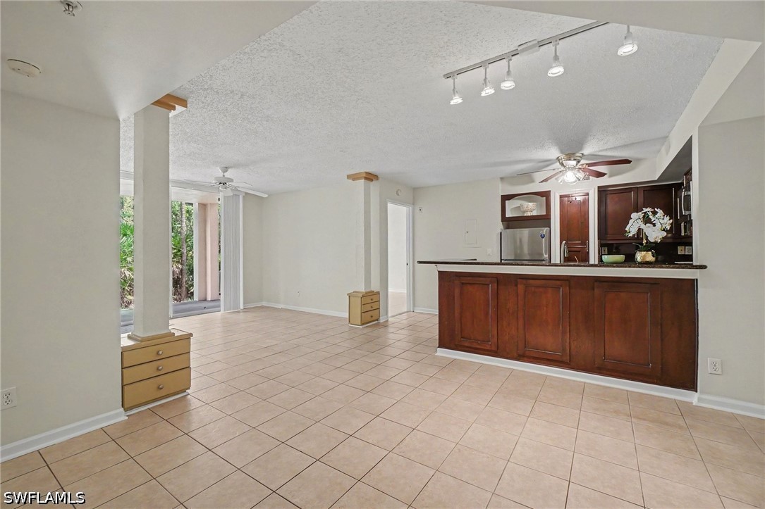 2 Bed Condominium for Sale in Naples, photo 10