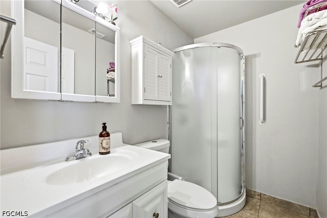 2 Bed Attached for Sale in Lehigh Acres, photo 10