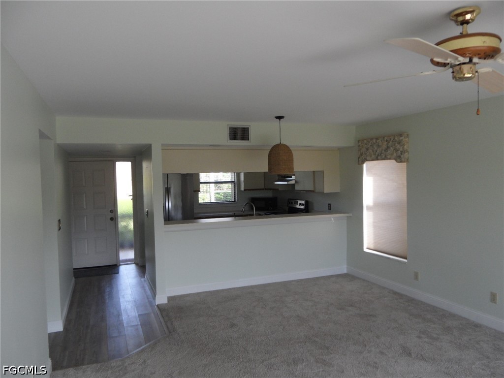 2 Bed Waterfront Home for Sale in Eagle Ridge, photo 10