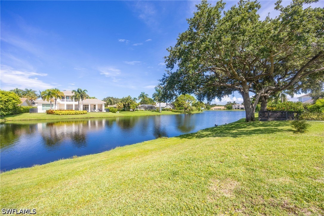 3 Bed Pool Home for Sale in Park Shore, photo 10