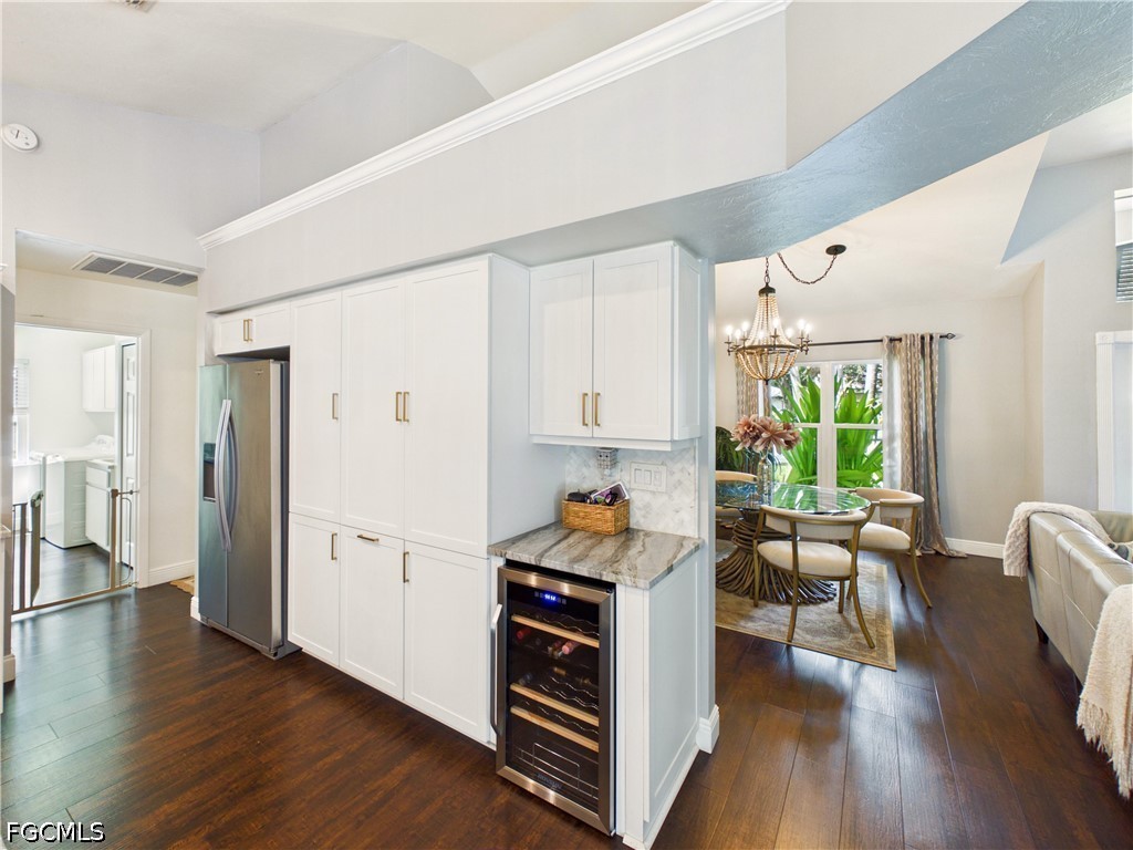 3 Bed Pool Home for Sale in Pinewood Lakes, photo 10