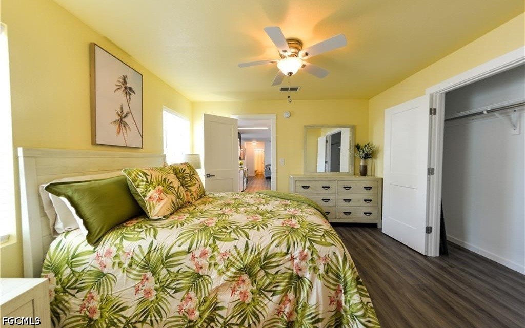 2 Bed ManufacturedHome for Sale in Helen Lane Condo Rv, photo 10