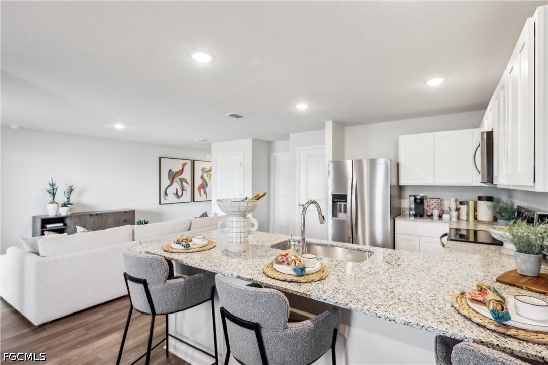 3 Bed SingleFamilyResidence for Sale in Lehigh Acres, photo 10