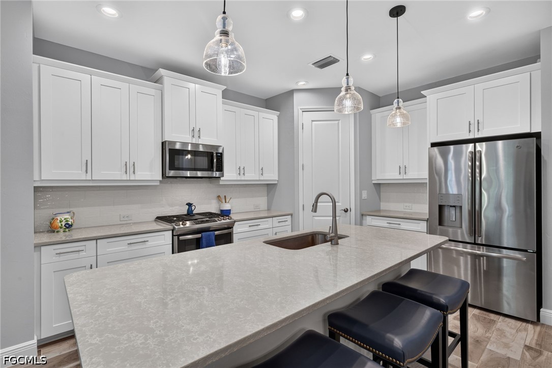2 Bed Attached for Sale in Naples, photo 10