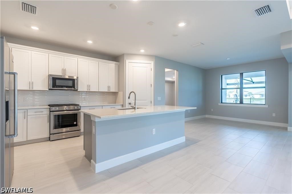 4 Bed Pool Home for Sale in Verdana Village, photo 10