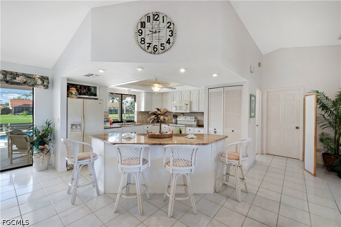 3 Bed Pool Home for Sale in Cape Coral, photo 10