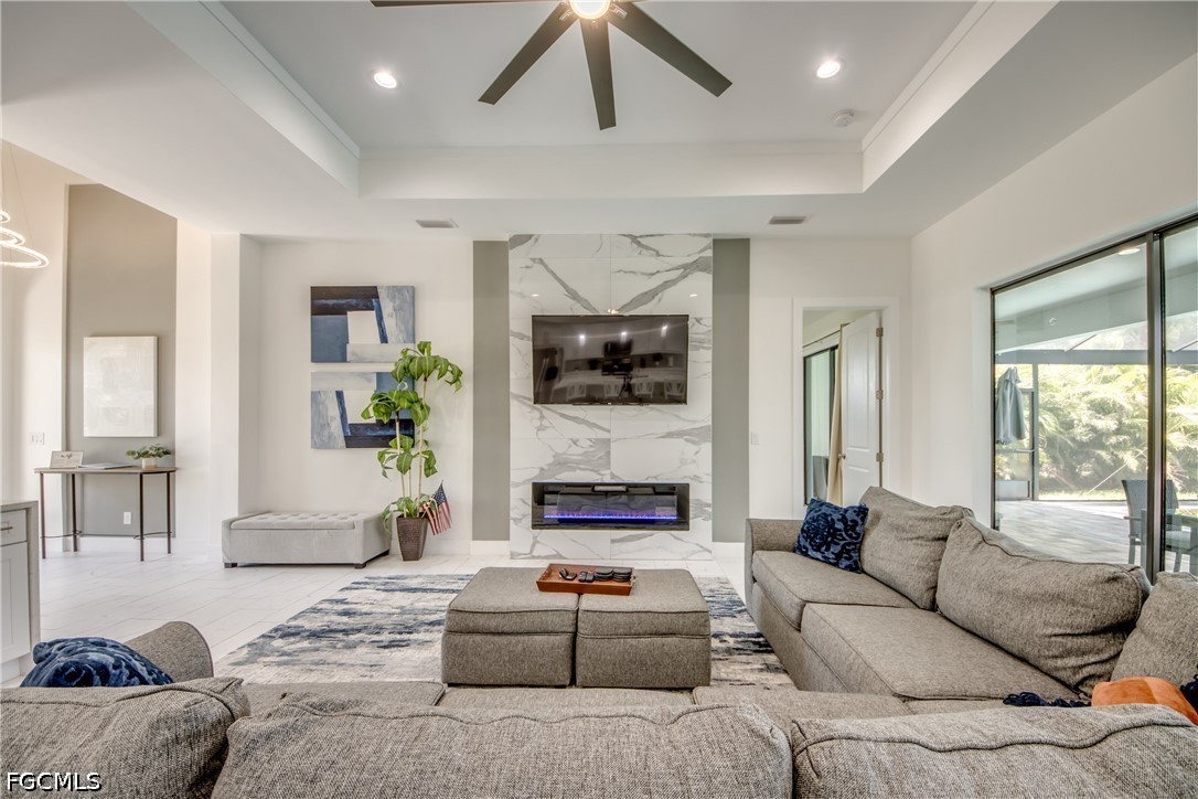 3 Bed Pool Home for Sale in Cape Coral, photo 10