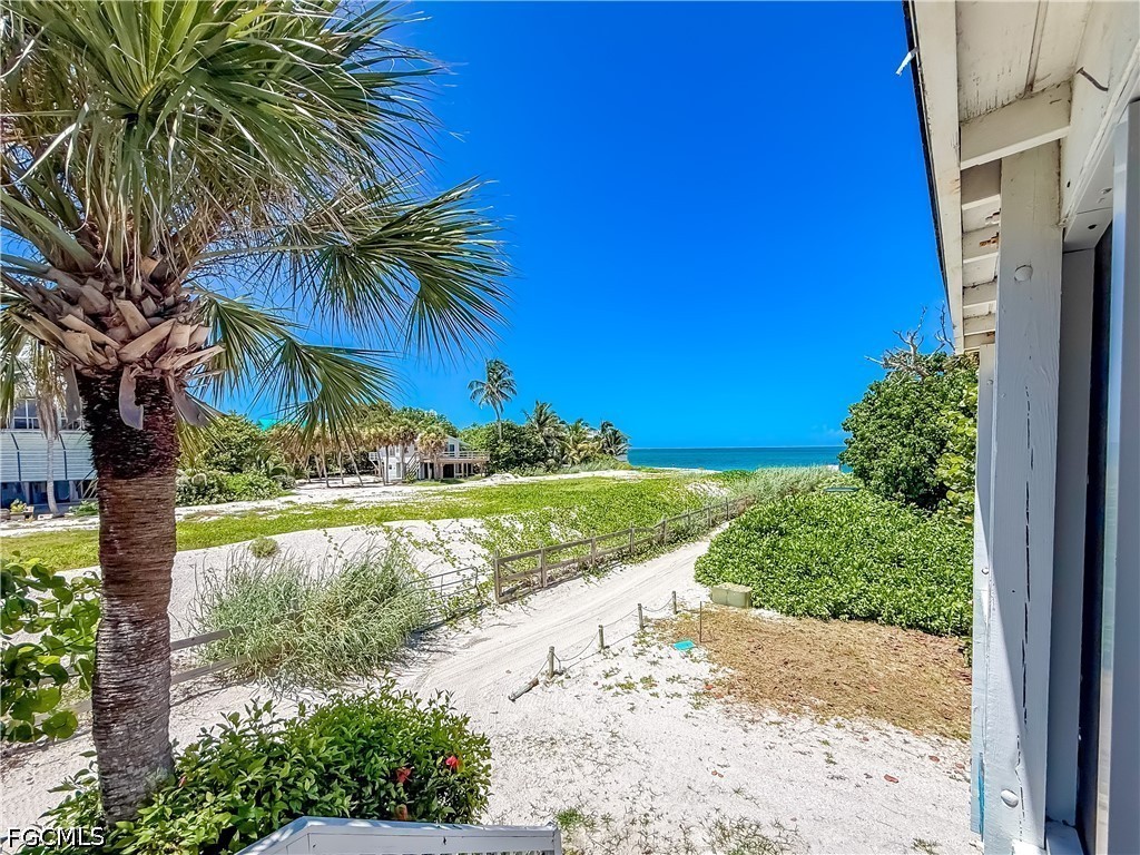 2 Bed SingleFamilyResidence for Sale in Captiva, photo 10