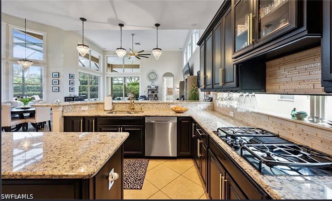 5 Bed Pool Home for Sale in Belle Lago Estates, photo 10