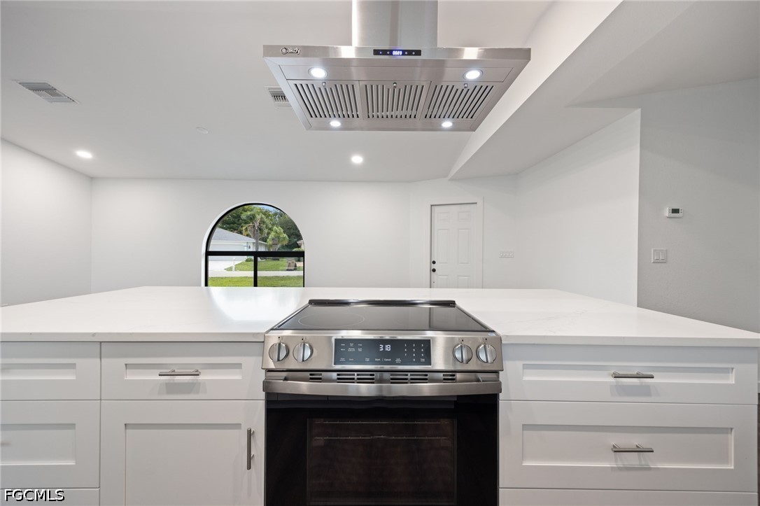3 Bed Pool Home for Sale in Cape Coral, photo 10