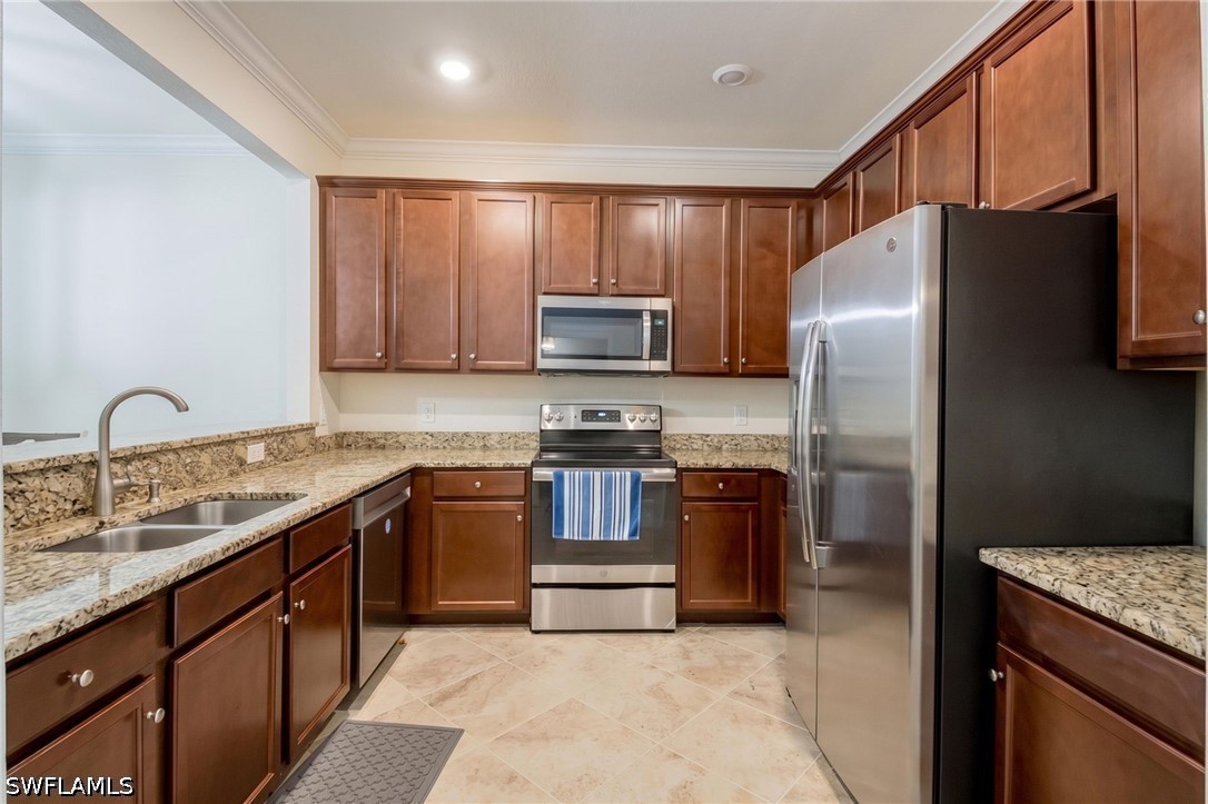 3 Bed Waterfront Home for Sale in Naples, photo 10